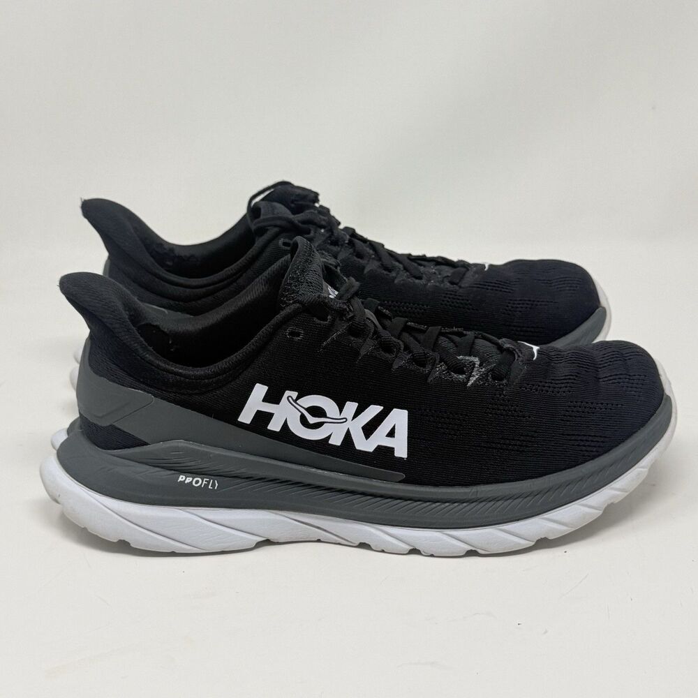 Hoka One One Mach 4 Womens 9 B Black Lightweight Running Walking Shoes Sneakers